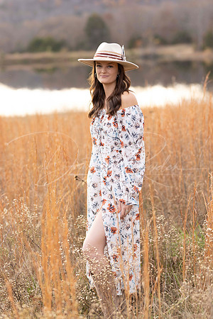 C08A1020 senior shoot