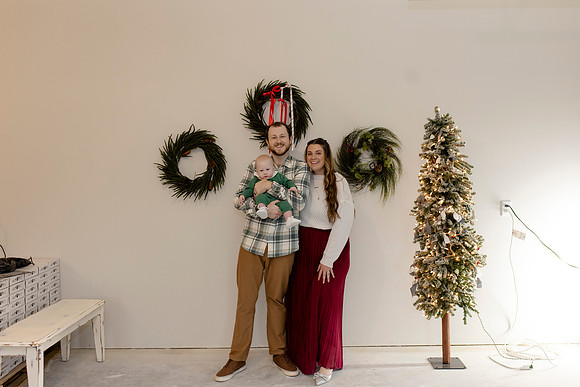 C08A3728 christmas mini shoot