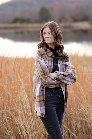 C08A0954 senior shoot
