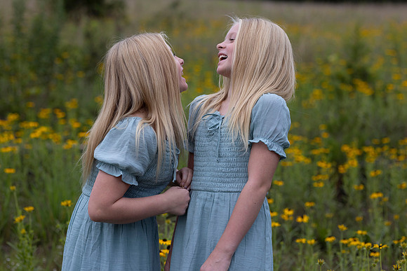 C08A0788sister shoot