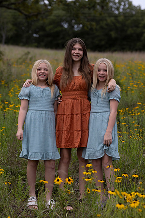 C08A0842sister shoot