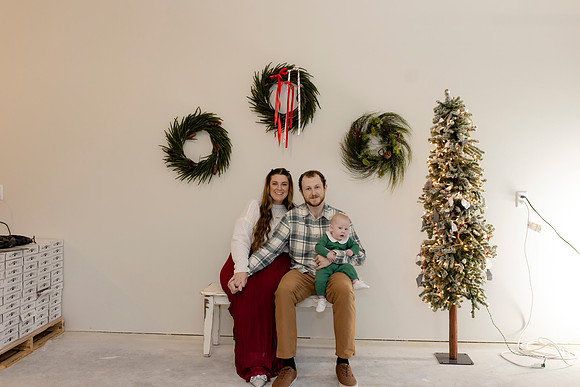 C08A3637 christmas mini shoot