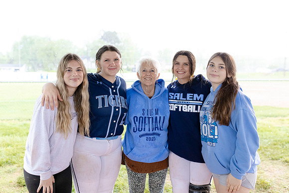 C08A5462senior night