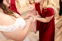 C08A0182WEDDING getting ready
