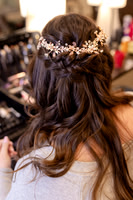 C08A0024WEDDING getting ready