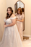 C08A0052WEDDING getting ready