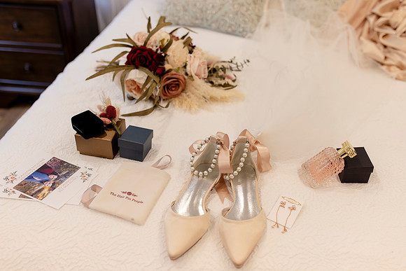 C08A9949WEDDING DETAILS