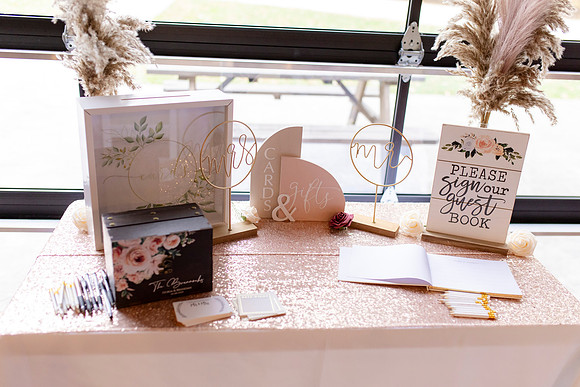 C08A9908WEDDING DETAILS
