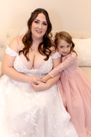 C08A0287WEDDING getting ready