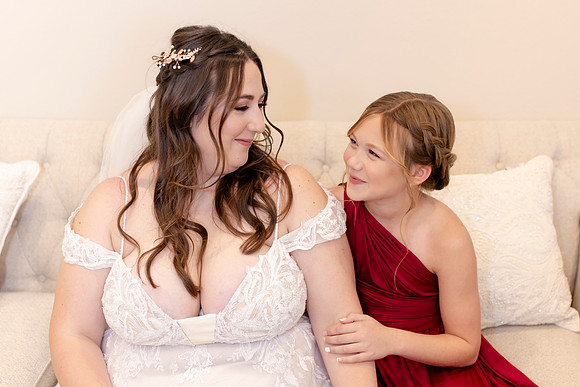 C08A0293WEDDING getting ready