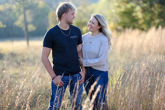 C08A6704 senior photos