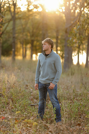 C08A7016 senior photos