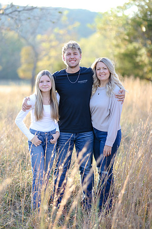 C08A6764 senior photos