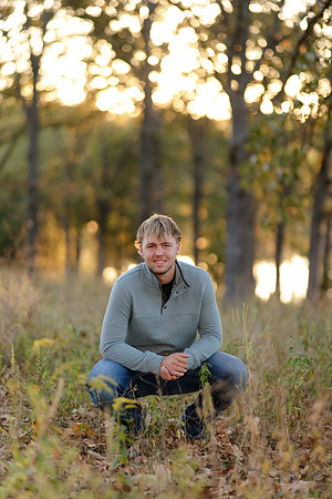 C08A7026 senior photos
