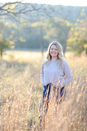 C08A6807 senior photos