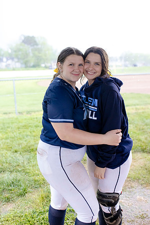 C08A5452senior night