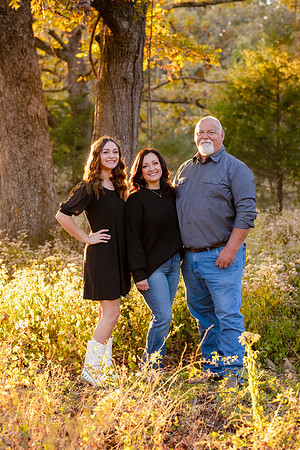C08A9728 copy-DeNoiseAI-standardFAMILY SHOOT