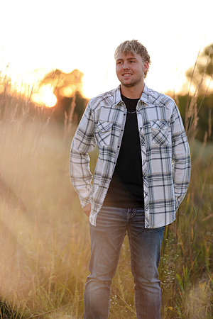 C08A7161 senior photos