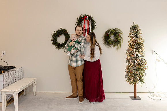 C08A3653 christmas mini shoot