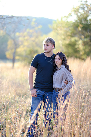 C08A6755 senior photos