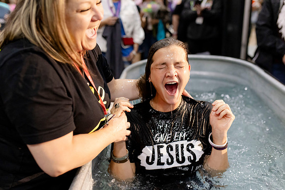 C08A5325 BAPTISM
