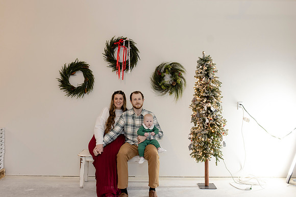 C08A3643 christmas mini shoot