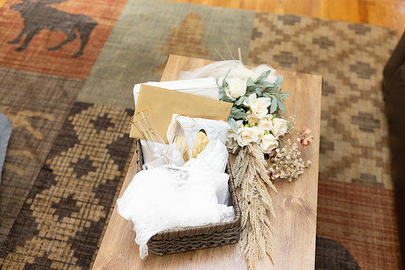 C08A3567ELOPEMENT