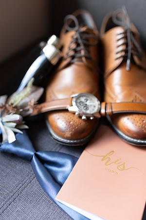 C08A3642ELOPEMENT