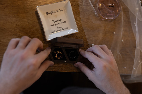 C08A3650ELOPEMENT