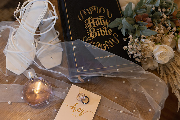 C08A3659ELOPEMENT