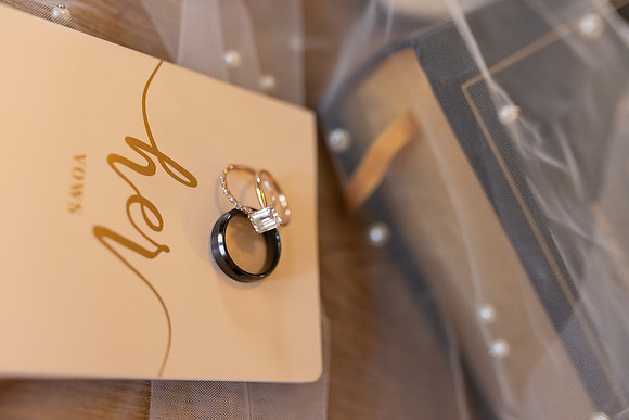 C08A3663ELOPEMENT