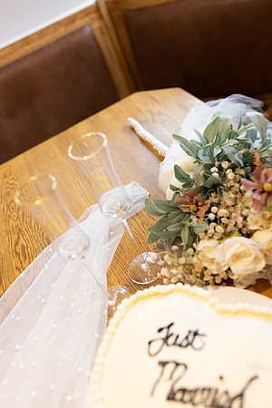 C08A3690ELOPEMENT
