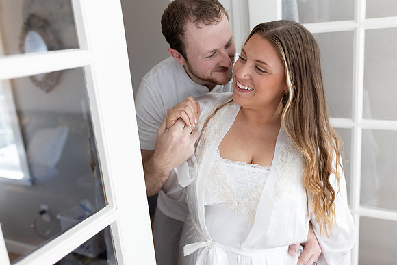 C08A3812ELOPEMENT