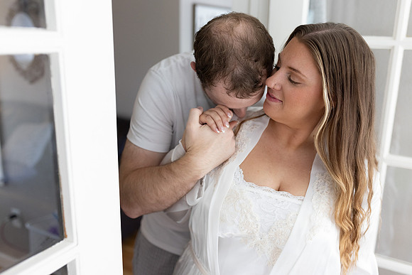 C08A3817ELOPEMENT