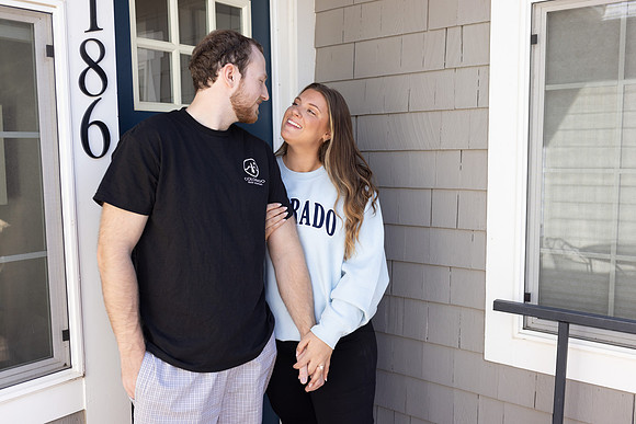 C08A3839ELOPEMENT