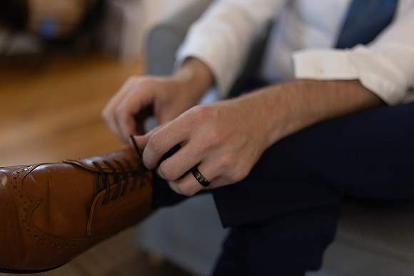 C08A3890ELOPEMENT