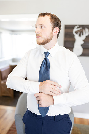 C08A3908ELOPEMENT