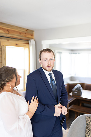 C08A3924ELOPEMENT