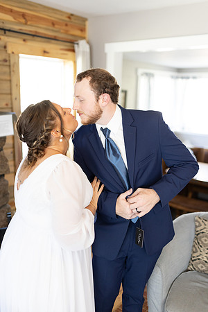 C08A3930ELOPEMENT