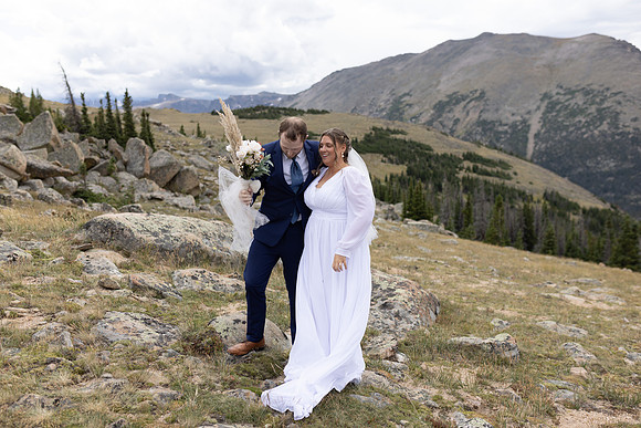 C08A3973ELOPEMENT