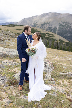 C08A3979ELOPEMENT