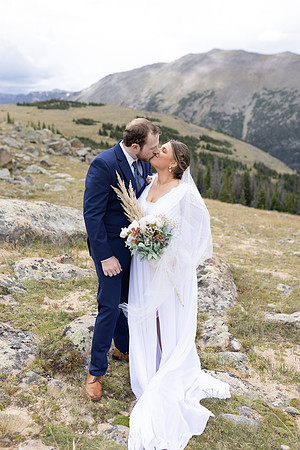 C08A3981ELOPEMENT