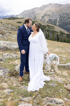 C08A3989ELOPEMENT