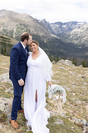 C08A3993ELOPEMENT