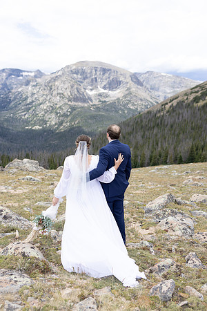 C08A4001ELOPEMENT