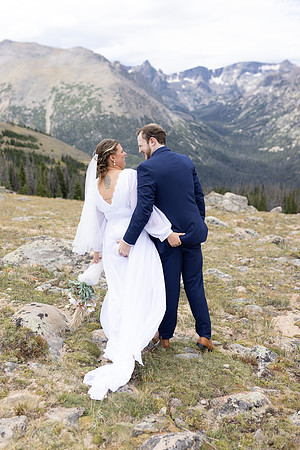 C08A4015ELOPEMENT