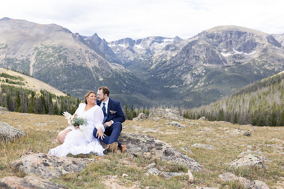 C08A4038ELOPEMENT
