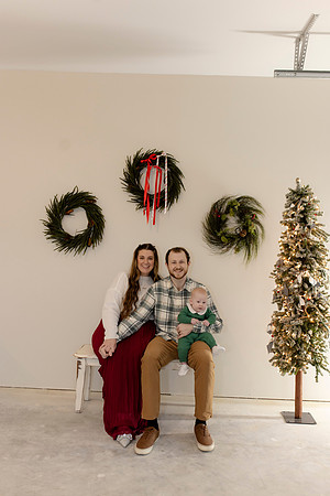 C08A3641 christmas mini shoot