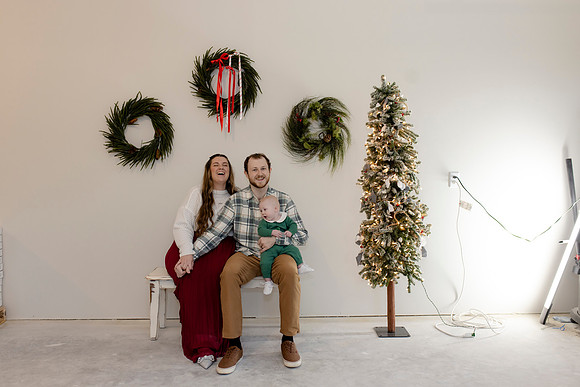 C08A3648 christmas mini shoot
