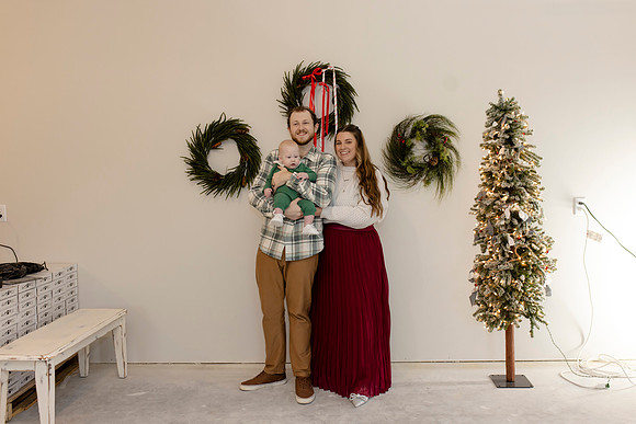C08A3686 christmas mini shoot